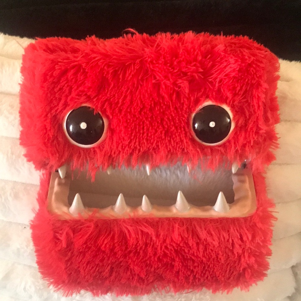 Kids Red Fur Monster Poppy Face Moveable Jaw Mask, With Adjustable Strap